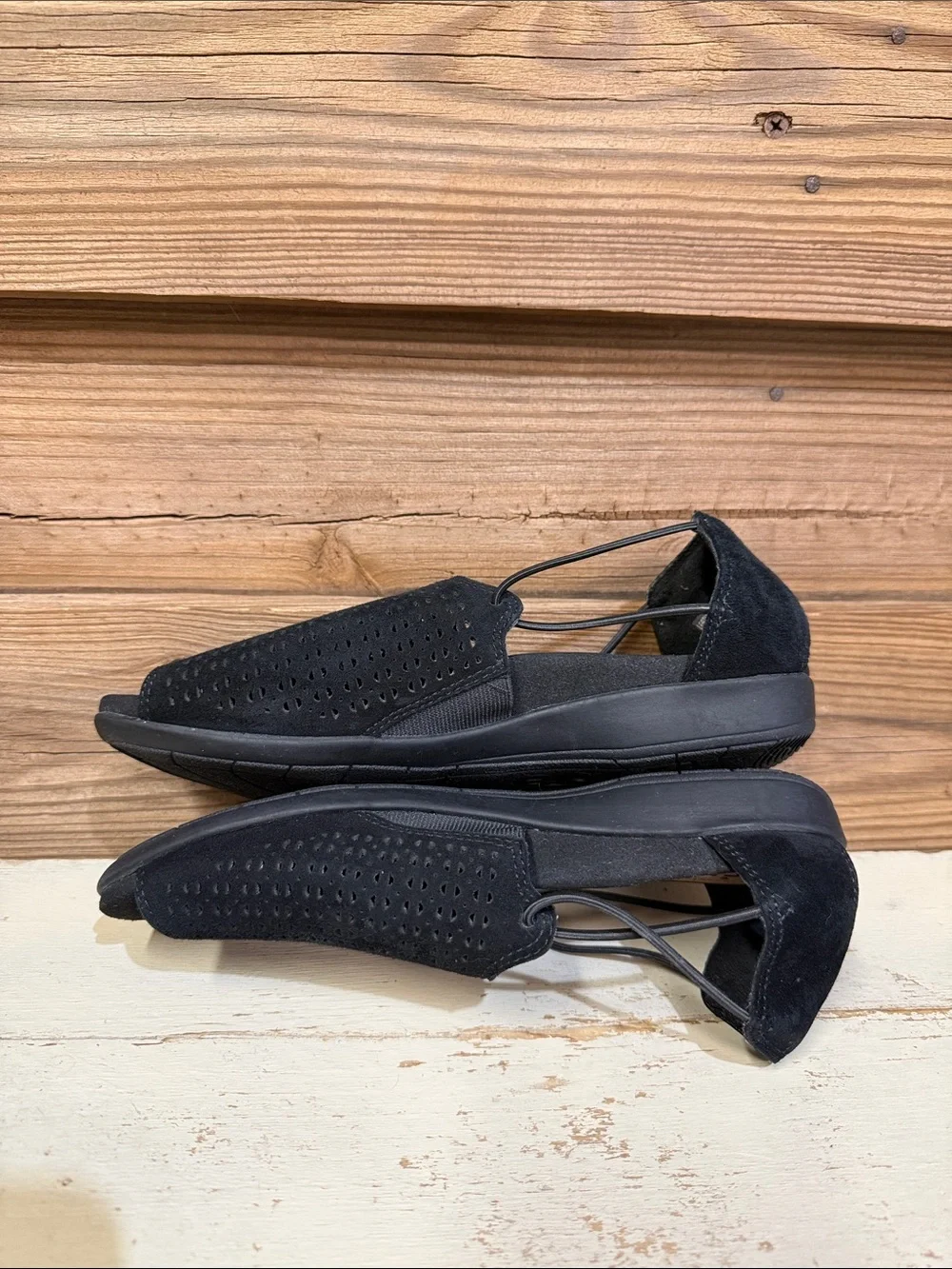 Earth ‘Alder Abra’ Sandals
